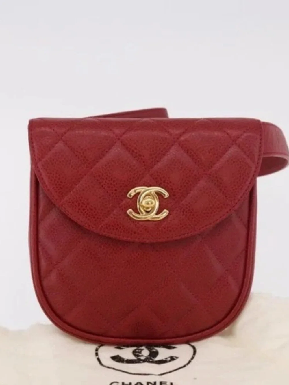 CHANEL Waist bag Grained Calf Skin Red Gold CC Auth 183792V